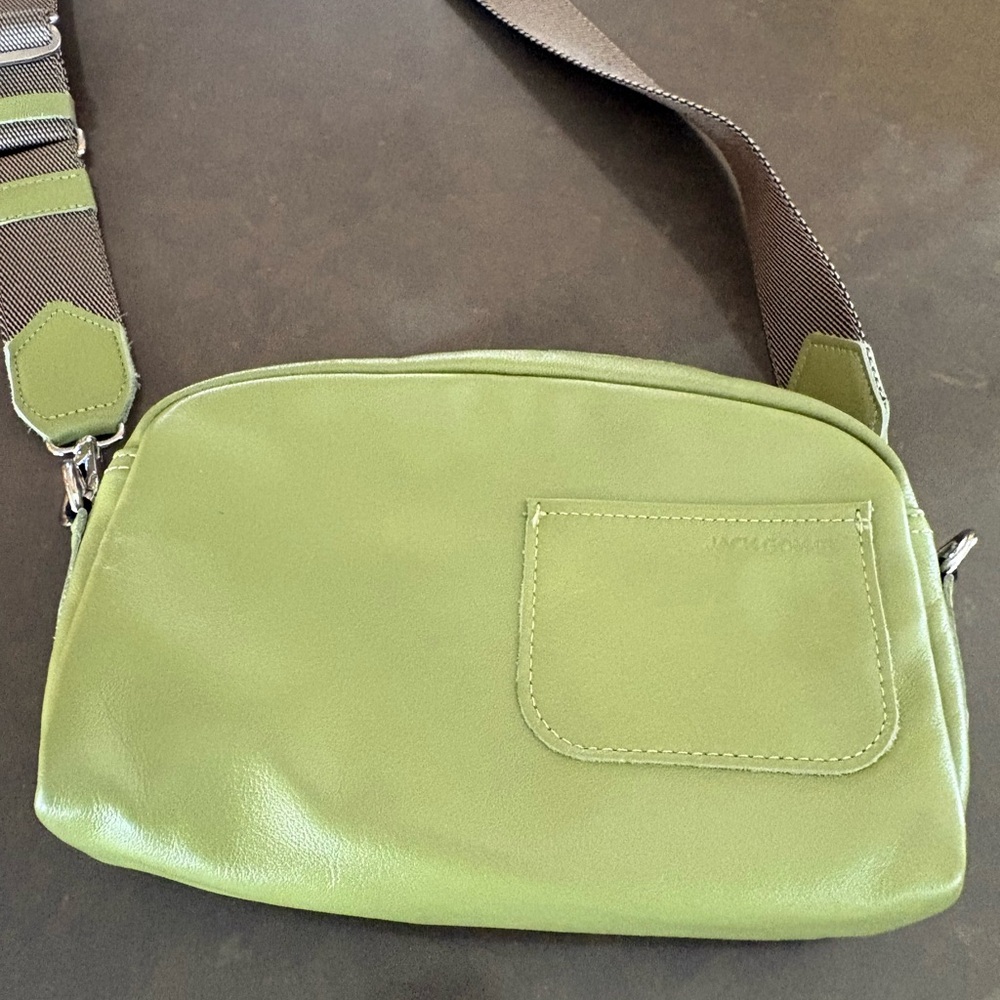 75% off retail! NWT JACK GOMME !**  RITA CUIR NAPPA Leather Crossbody~ALOE Green